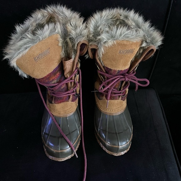Khombu Duck Boots Suede Faux Fur Blanket Tie Winter Boots Women’s 7 - Picture 3 of 13